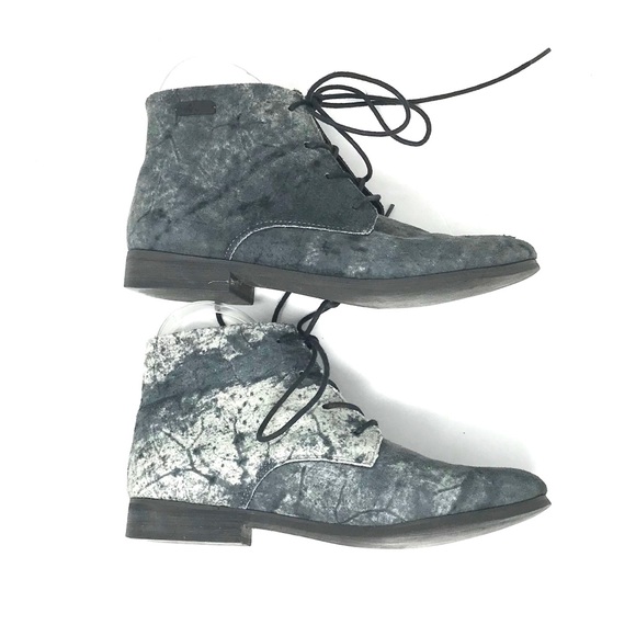 Volcom Lace-Up Booties - Picture 8 of 8